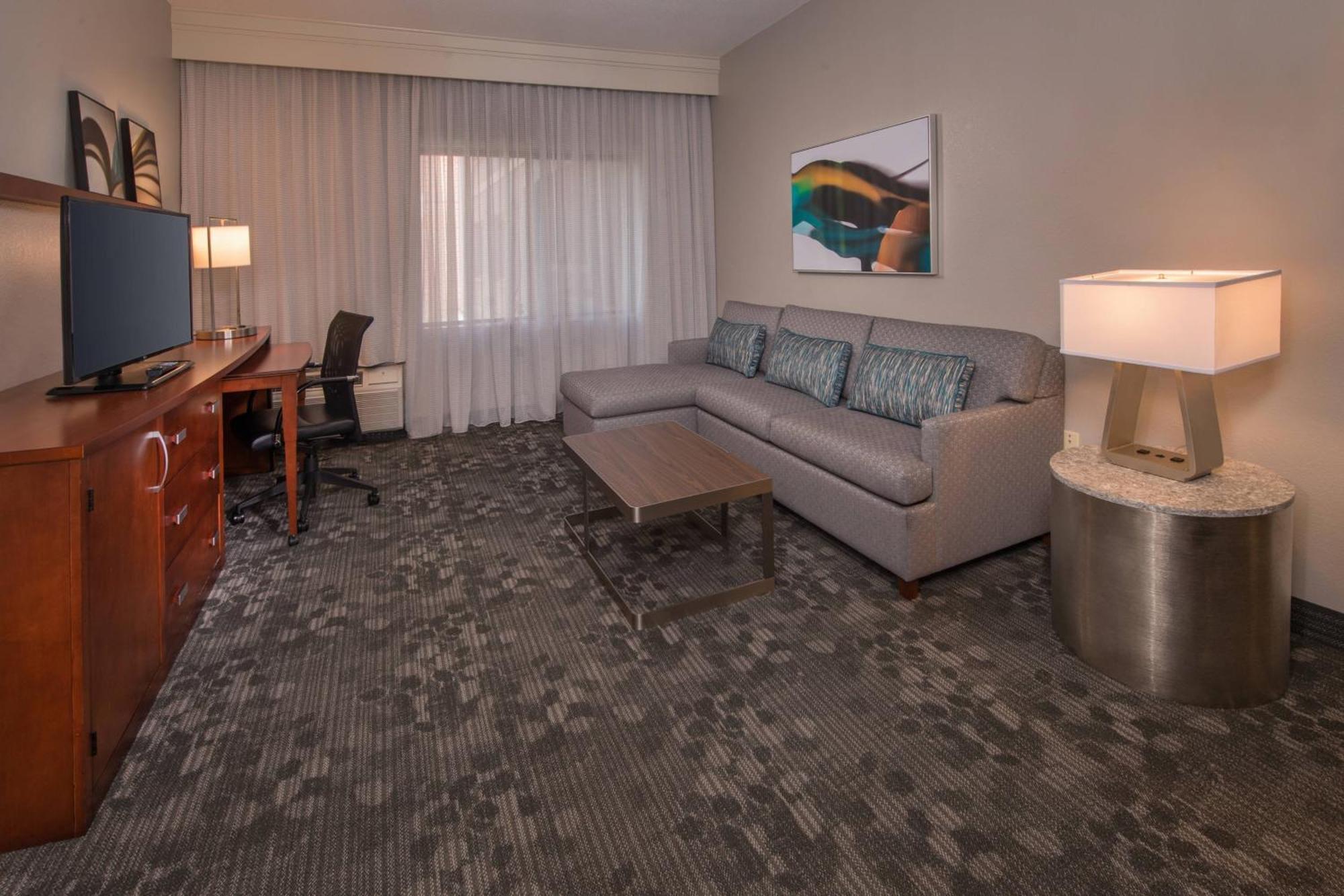 Hotel Courtyard By Marriott Dulles Town Center à Sterling Extérieur photo