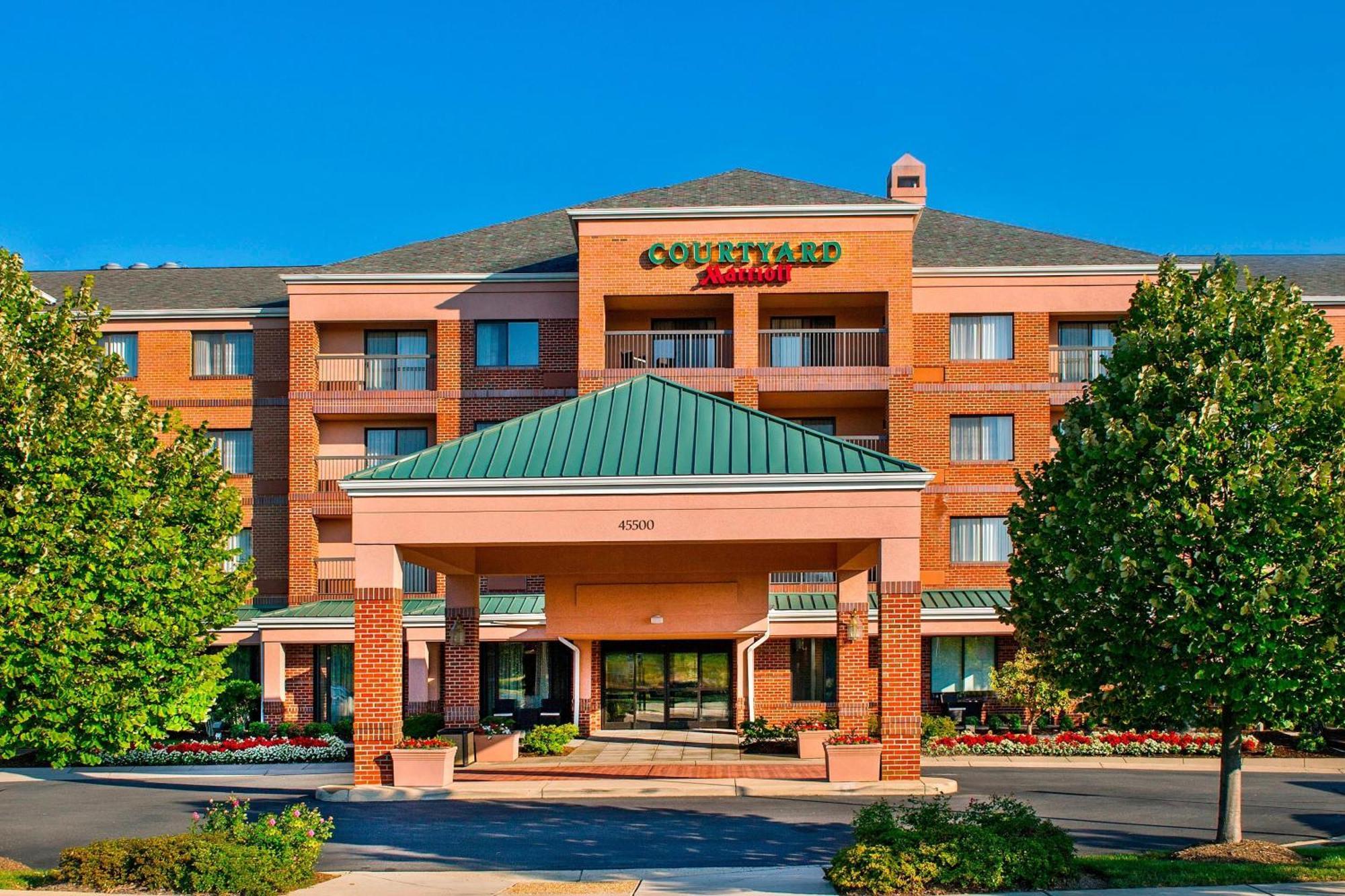 Hotel Courtyard By Marriott Dulles Town Center à Sterling Extérieur photo